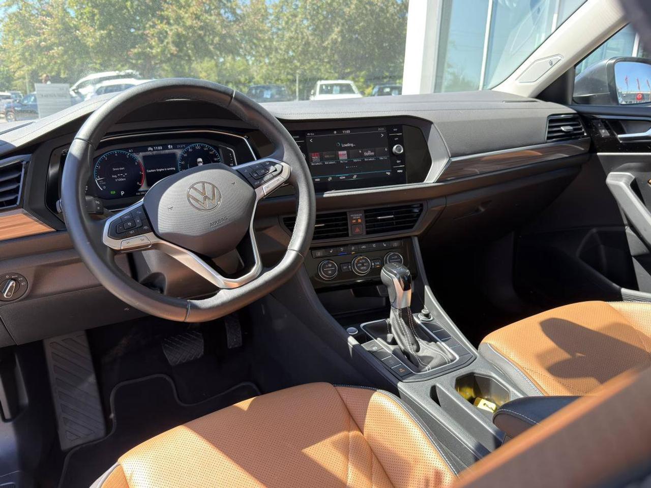 2024 Volkswagen Jetta Highline auto Photo