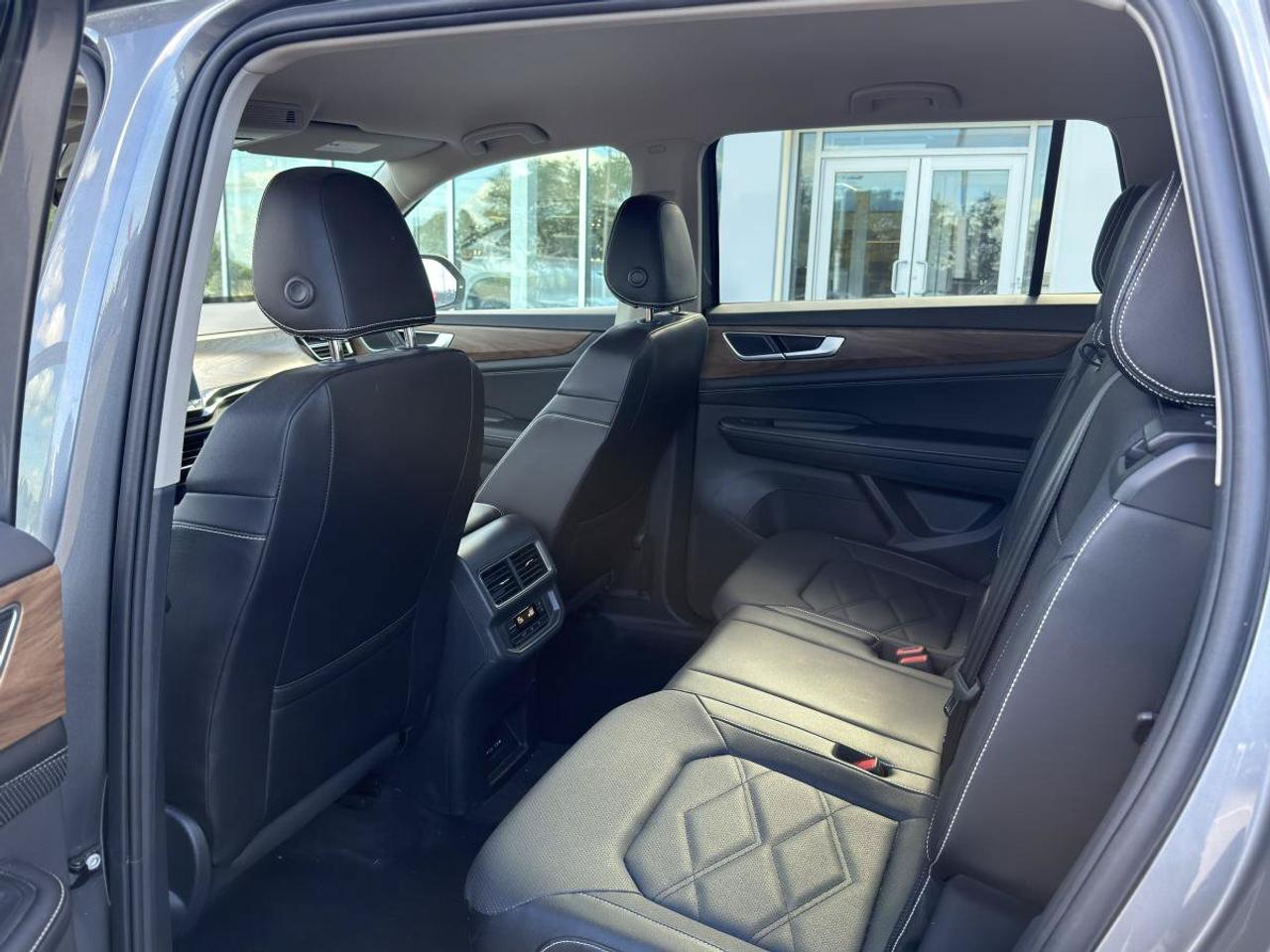 2024 Volkswagen Atlas Comfortline 2.0 TSI 4MOTION Photo