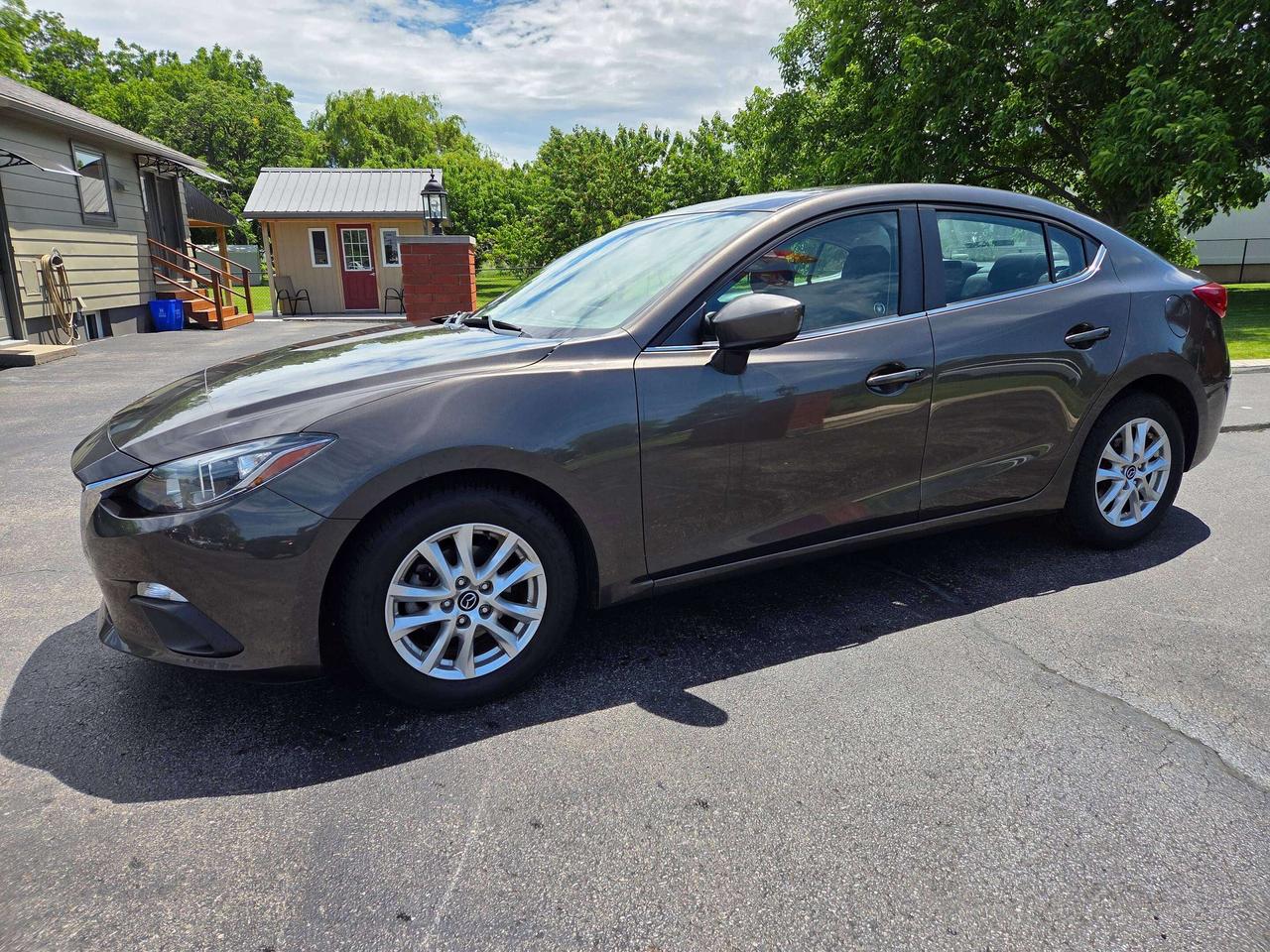 2015 Mazda MAZDA3 GS Photo0
