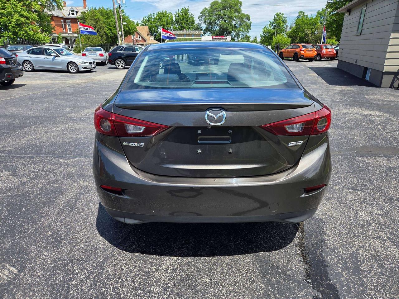 2015 Mazda MAZDA3 GS Photo