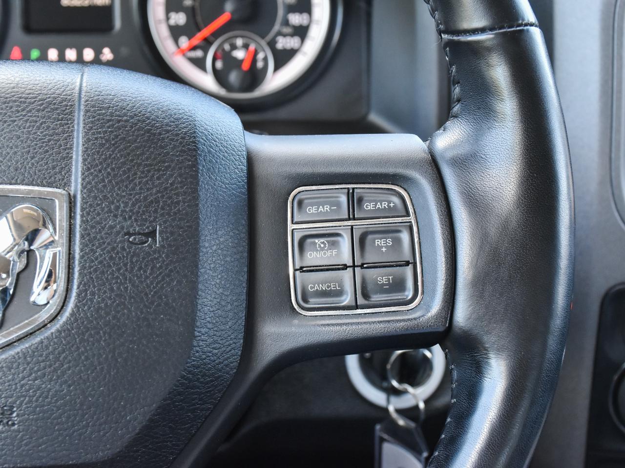 2022 RAM 1500 Classic EXPRESS Photo