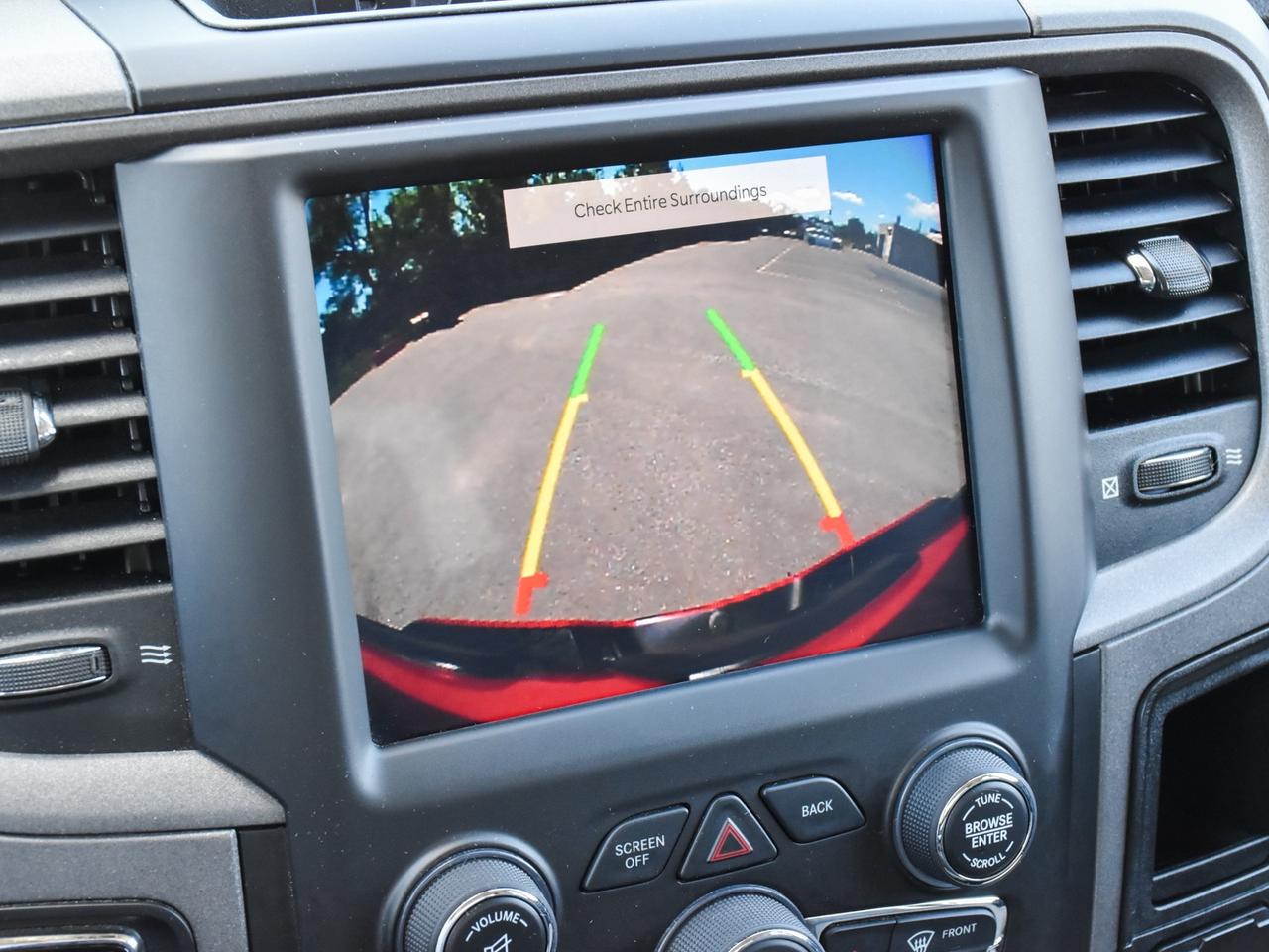 2022 RAM 1500 Classic EXPRESS Photo