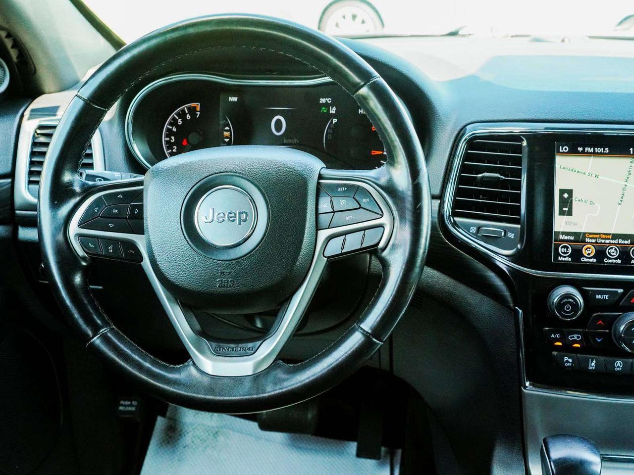 2022 Jeep Grand Cherokee WK Laredo X Photo