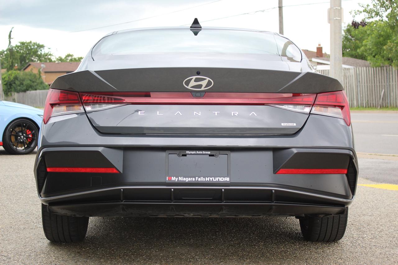 2025 Hyundai Elantra Hybrid Hybrid Luxury Photo