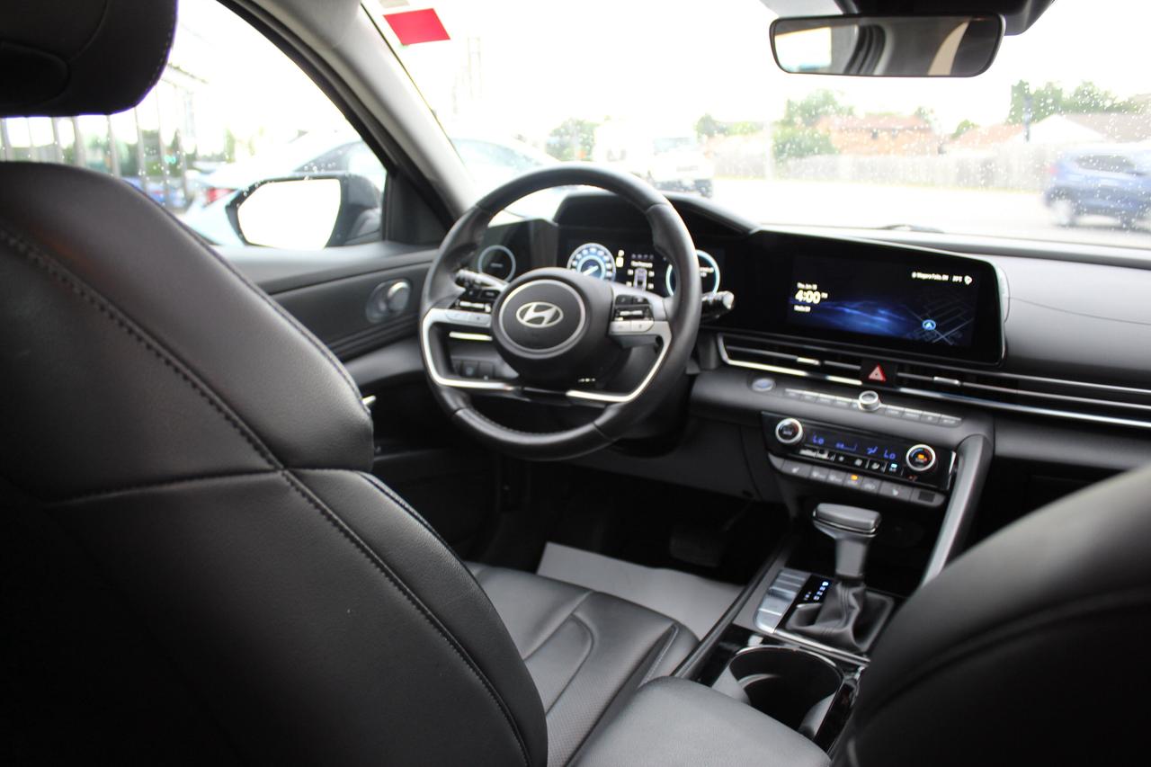 2025 Hyundai Elantra Hybrid Hybrid Luxury Photo
