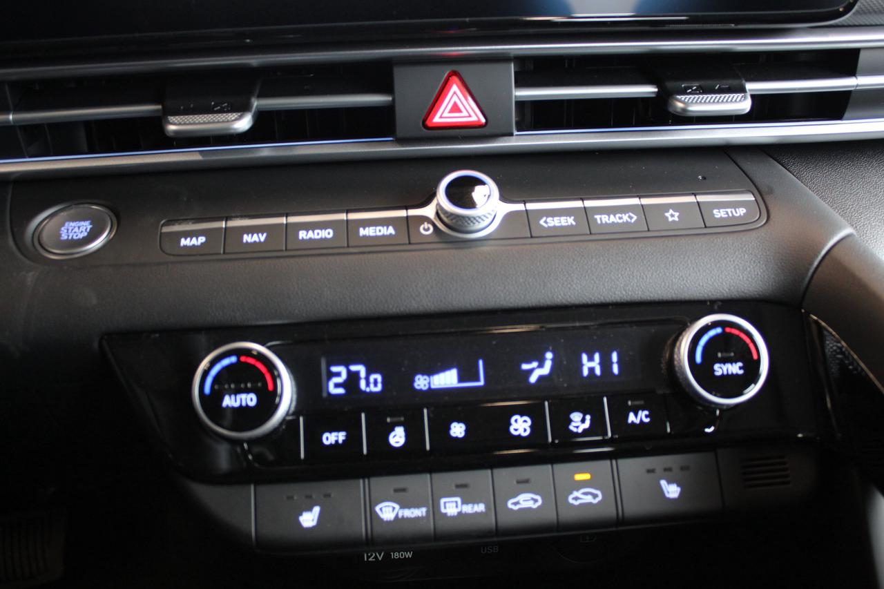 2025 Hyundai Elantra Hybrid Hybrid Luxury Photo