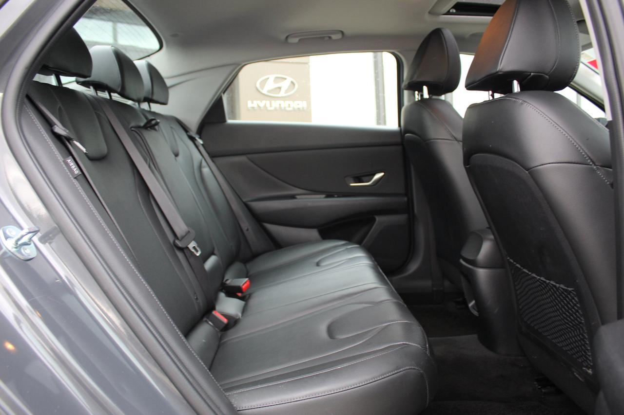 2025 Hyundai Elantra Hybrid Hybrid Luxury Photo