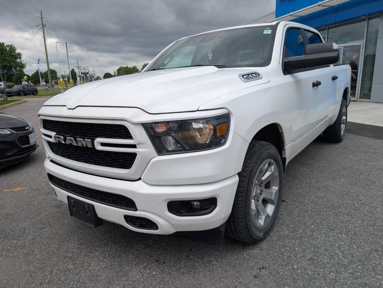 2024 RAM 1500 Tradesman 4x4 Crew Cab 5'7" Box Photo