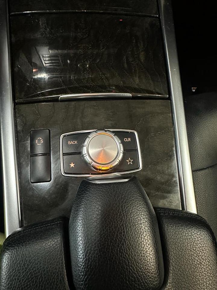 2014 Mercedes-Benz E-Class E300, NAV, LEATHER INTERIOR, ALLOYS Photo