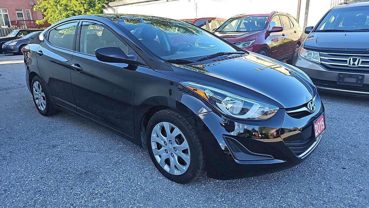 2015 Hyundai Elantra GL Photo3