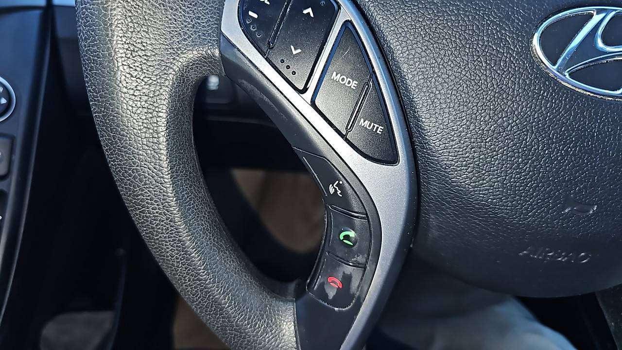 2015 Hyundai Elantra GL Photo