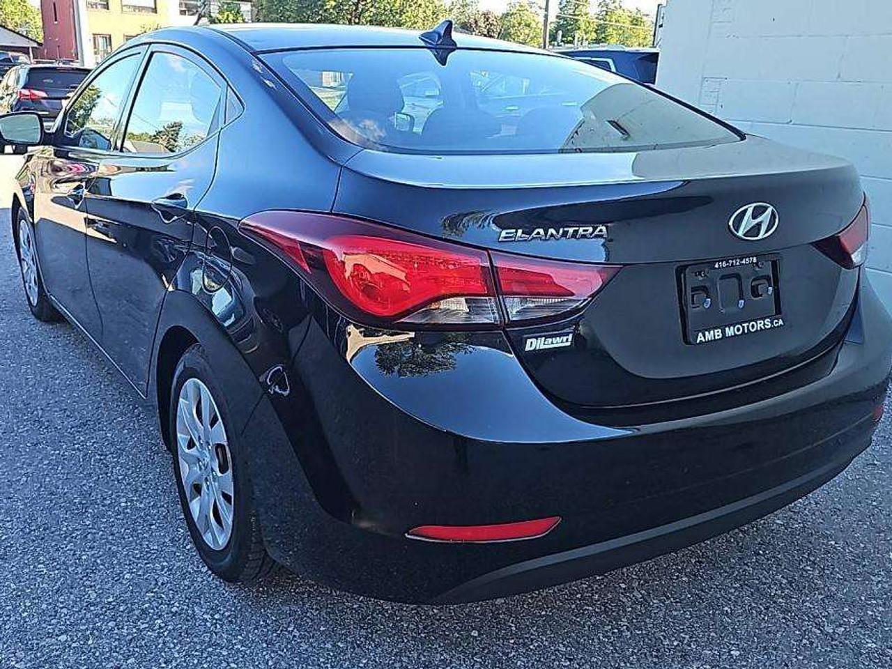 2015 Hyundai Elantra GL Photo