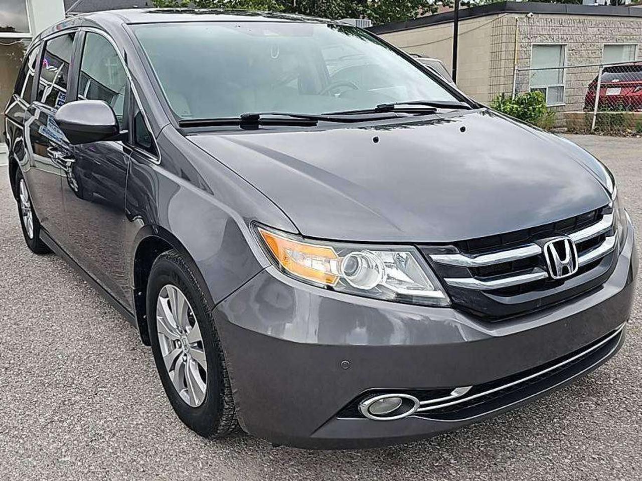 2017 Honda Odyssey EX-L Photo3