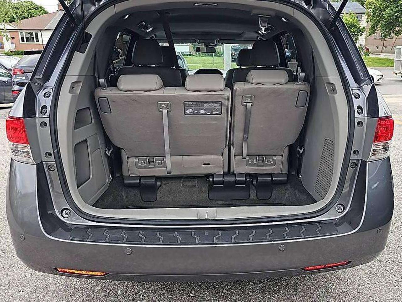 2017 Honda Odyssey EX-L Photo