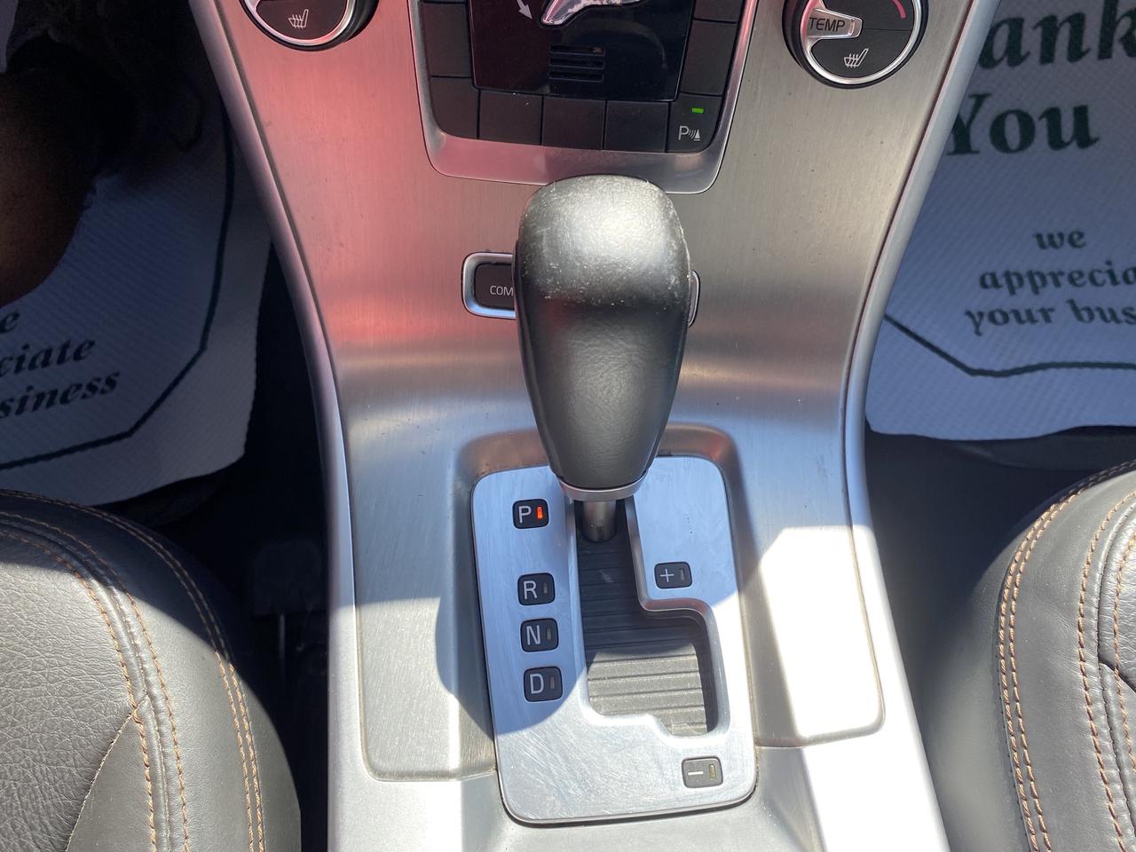 2011 Volvo XC60 AWD 5dr 3.0L T6 Level III Photo