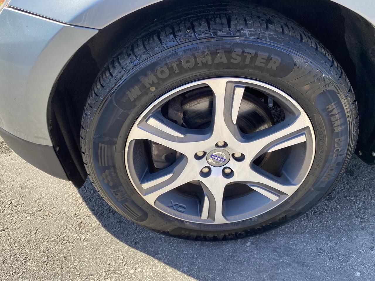 2011 Volvo XC60 AWD 5dr 3.0L T6 Level III Photo