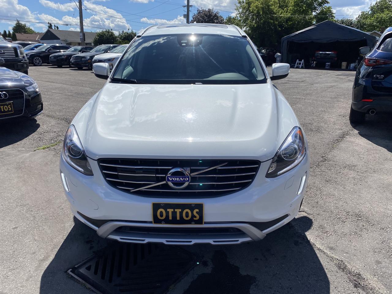 2017 Volvo XC60 AWD 5dr T5 Special Edition Premier Photo2
