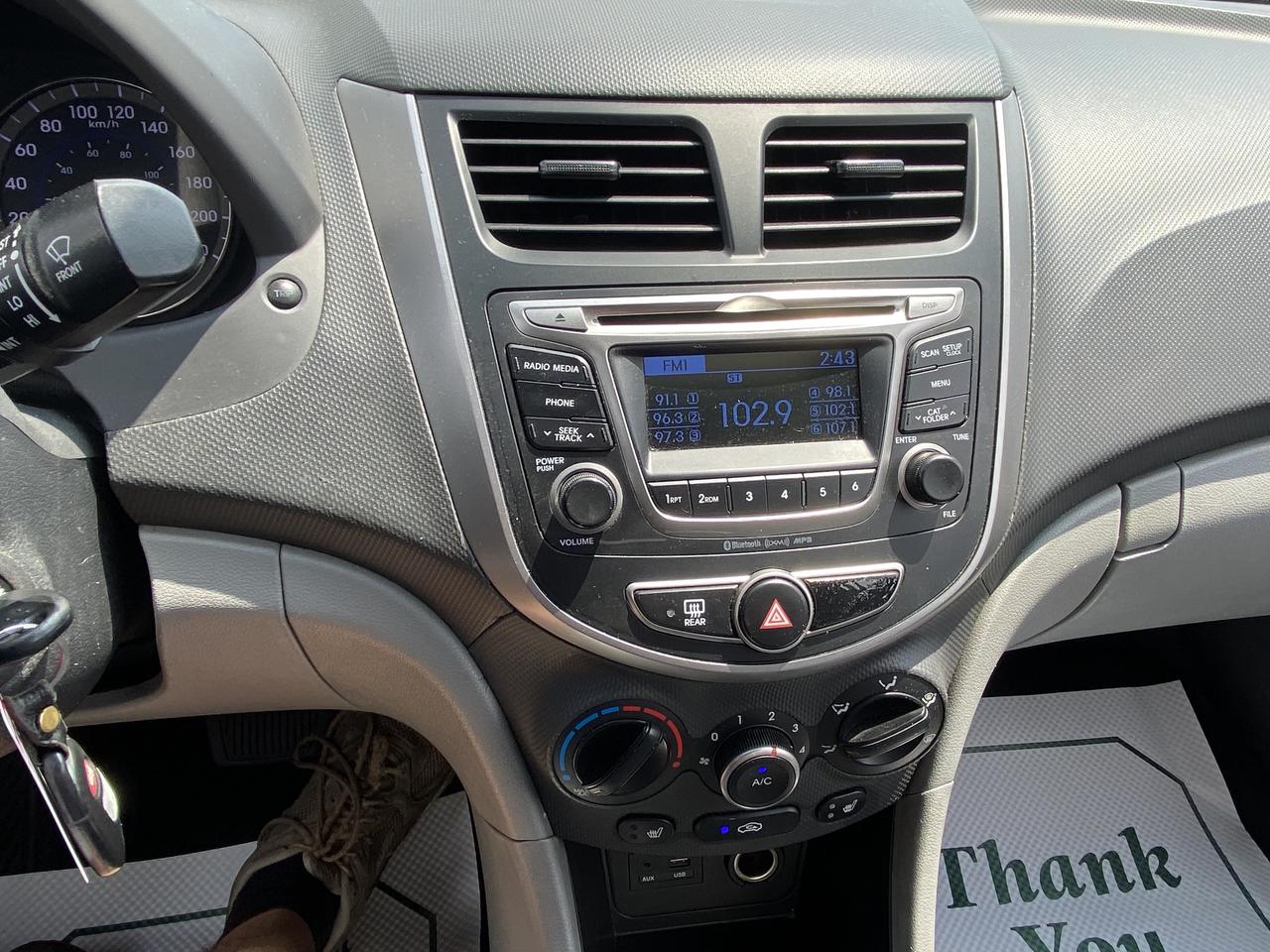 2017 Hyundai Accent 4DR SDN AUTO SE Photo