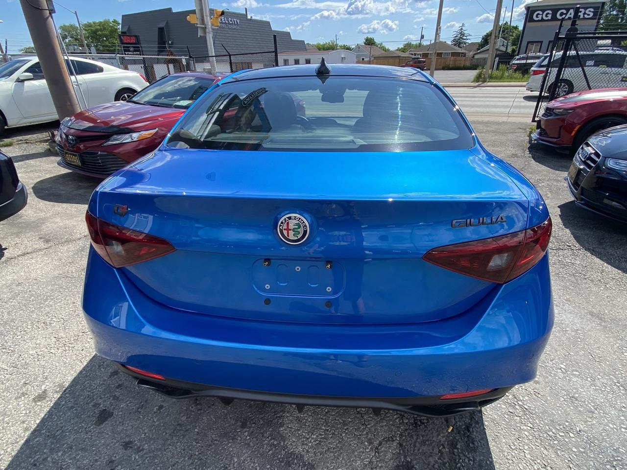2018 Alfa Romeo Giulia Ti Sport Awd Photo
