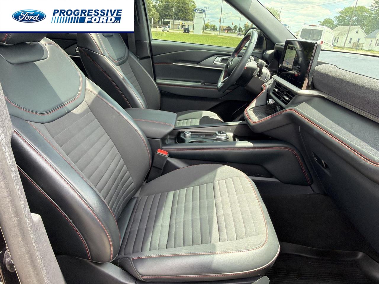 2025 Ford Explorer ST-Line 4dr 4x4 Photo
