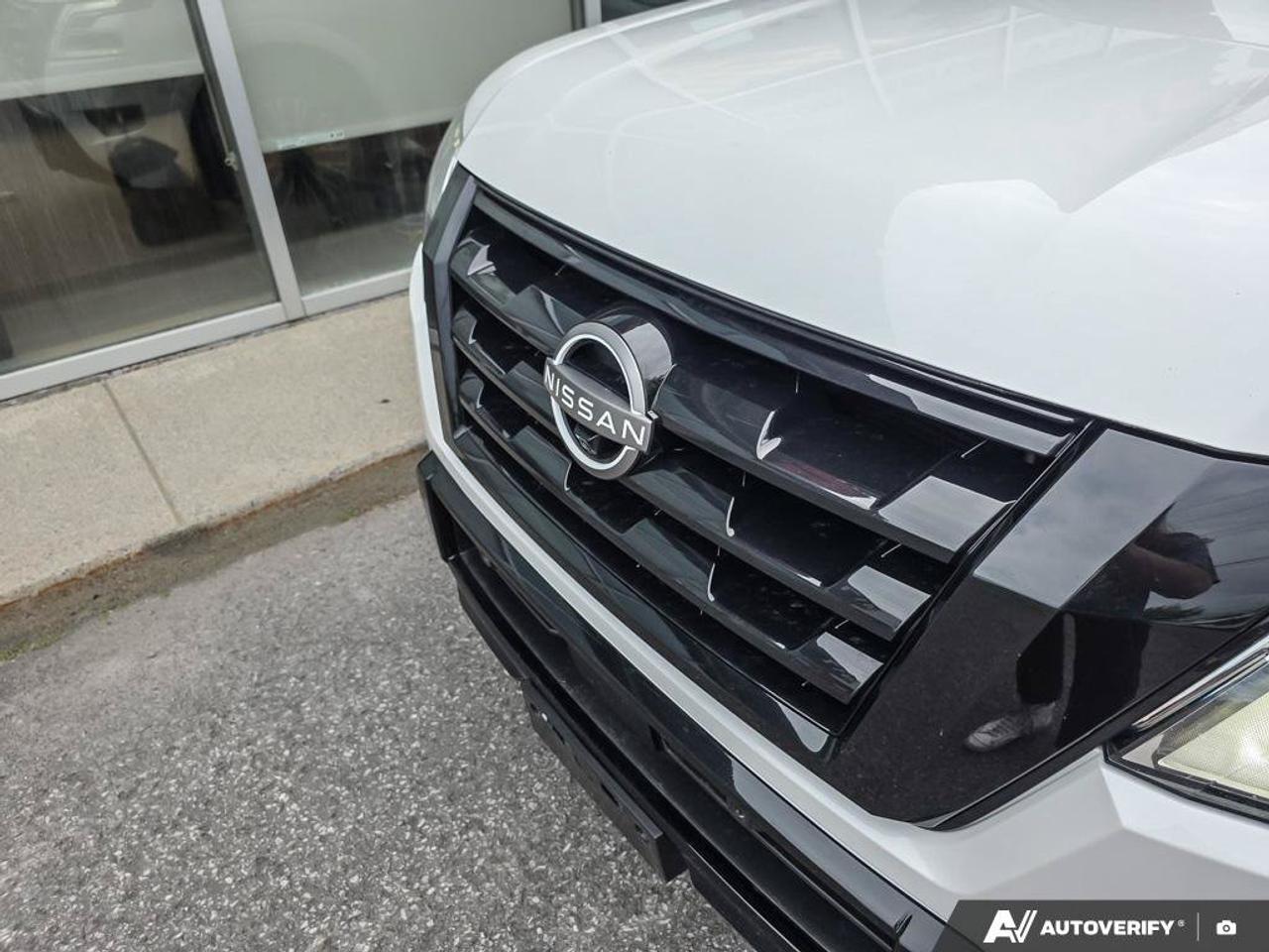 2024 Nissan Armada SL | Apple Car Play | Leather | Moonroof | Photo