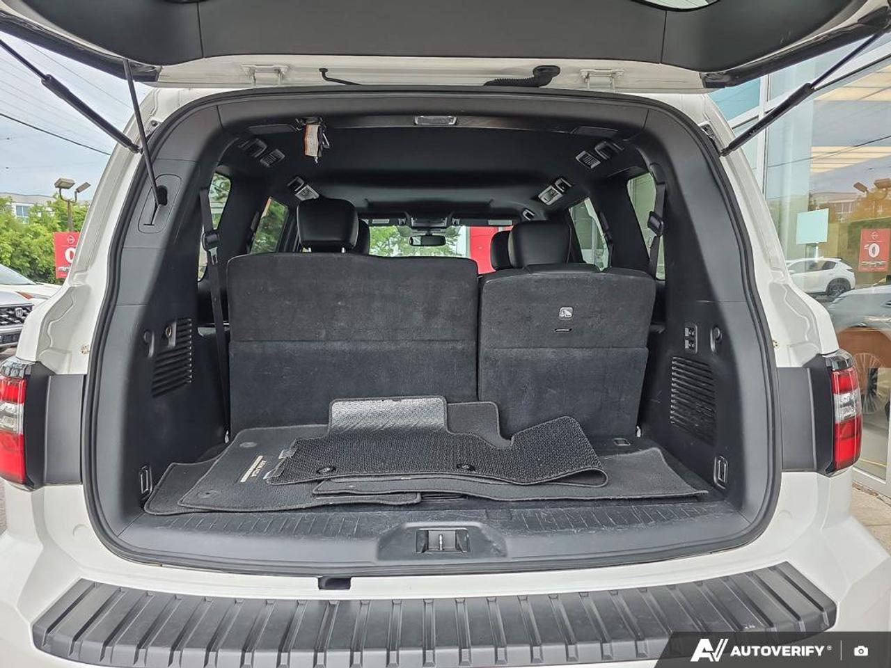 2024 Nissan Armada SL | Apple Car Play | Leather | Moonroof | Photo