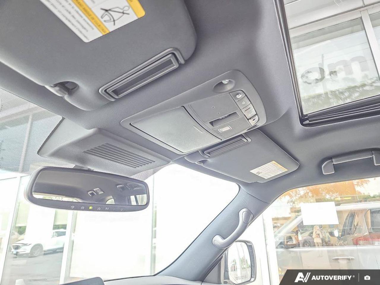 2024 Nissan Armada SL | Apple Car Play | Leather | Moonroof | Photo