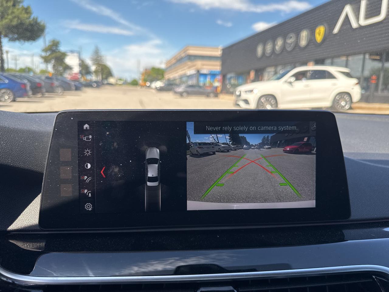 2018 BMW 5 Series 530i xDrive M SPORT PREMIUM ENHANCED HEADS UP Photo