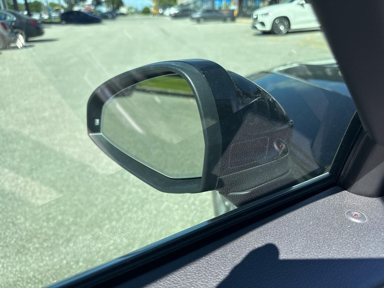 2017 Audi A4 TECHNIK QUATTRO BLIND SPOTS NAVI REAR VIEW CAMERA Photo