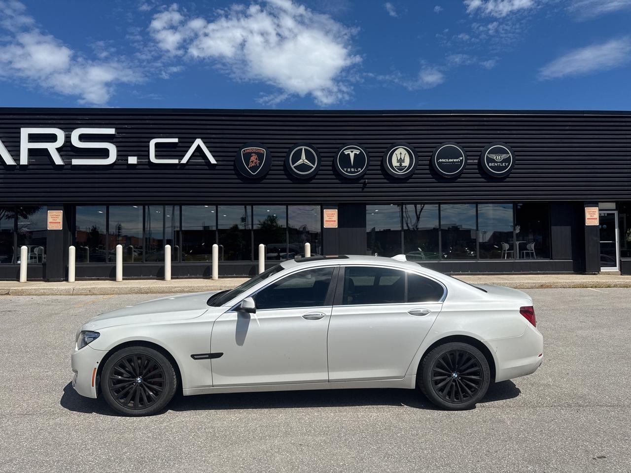 2013 BMW 7 Series 750i xDrive HEADS UP BLIND SPOTS Photo
