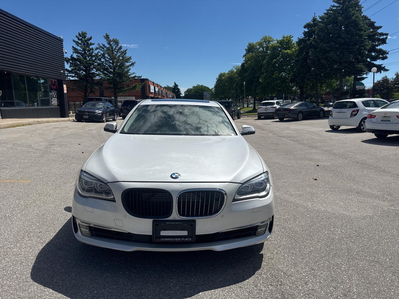 2013 BMW 7 Series 750i xDrive HEADS UP BLIND SPOTS Photo