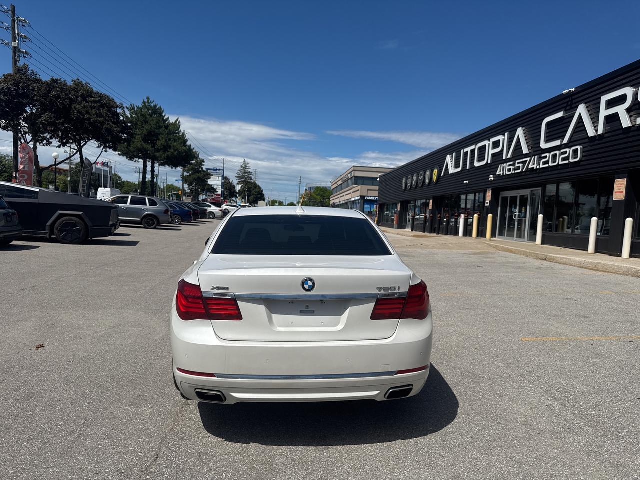 2013 BMW 7 Series 750i xDrive HEADS UP BLIND SPOTS Photo