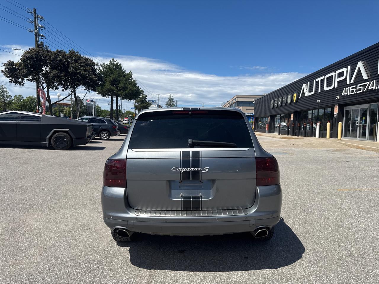 2005 Porsche Cayenne S BOSE SOUND SYSTEM SUNROOF Photo