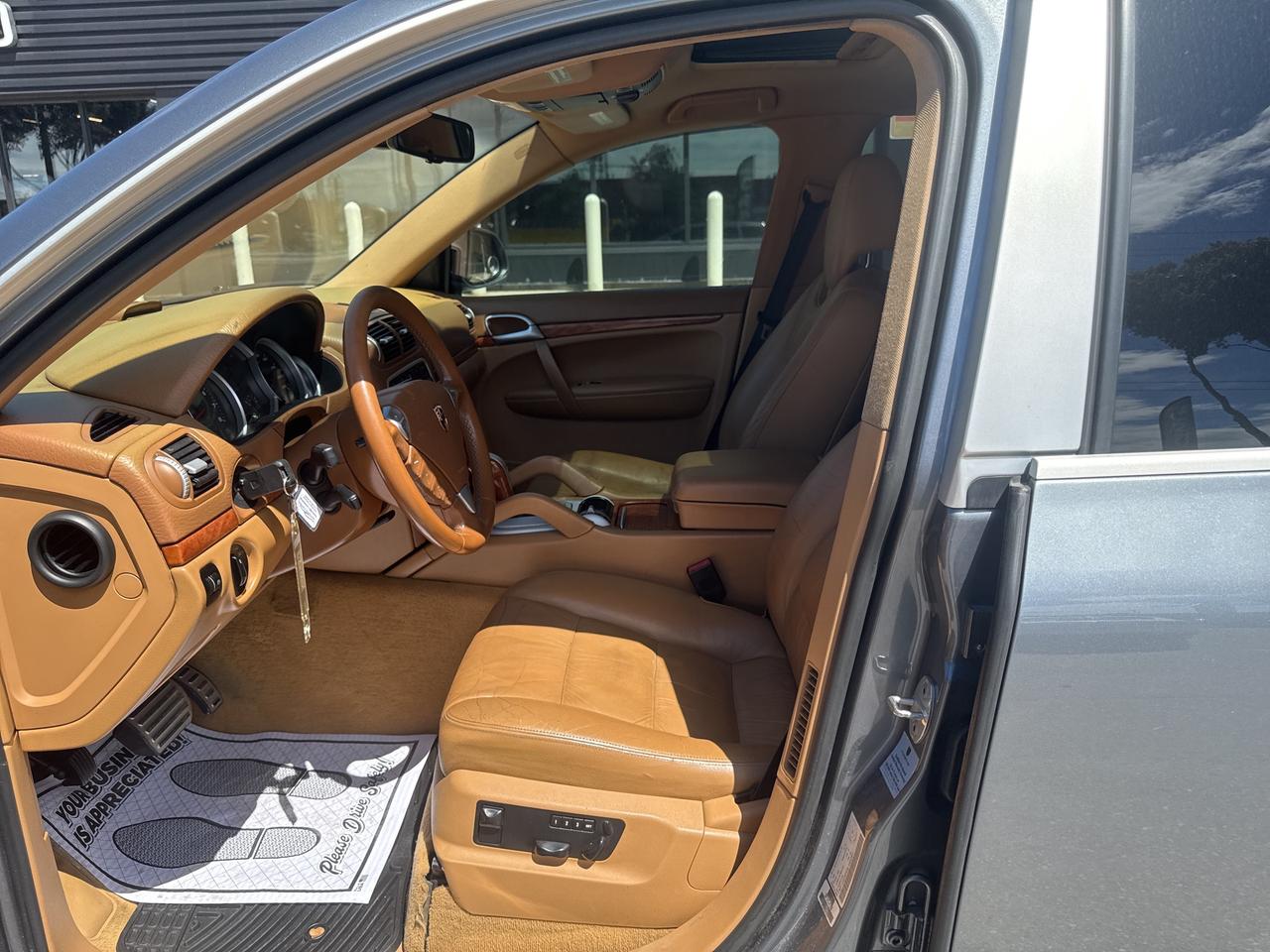 2005 Porsche Cayenne S BOSE SOUND SYSTEM SUNROOF Photo