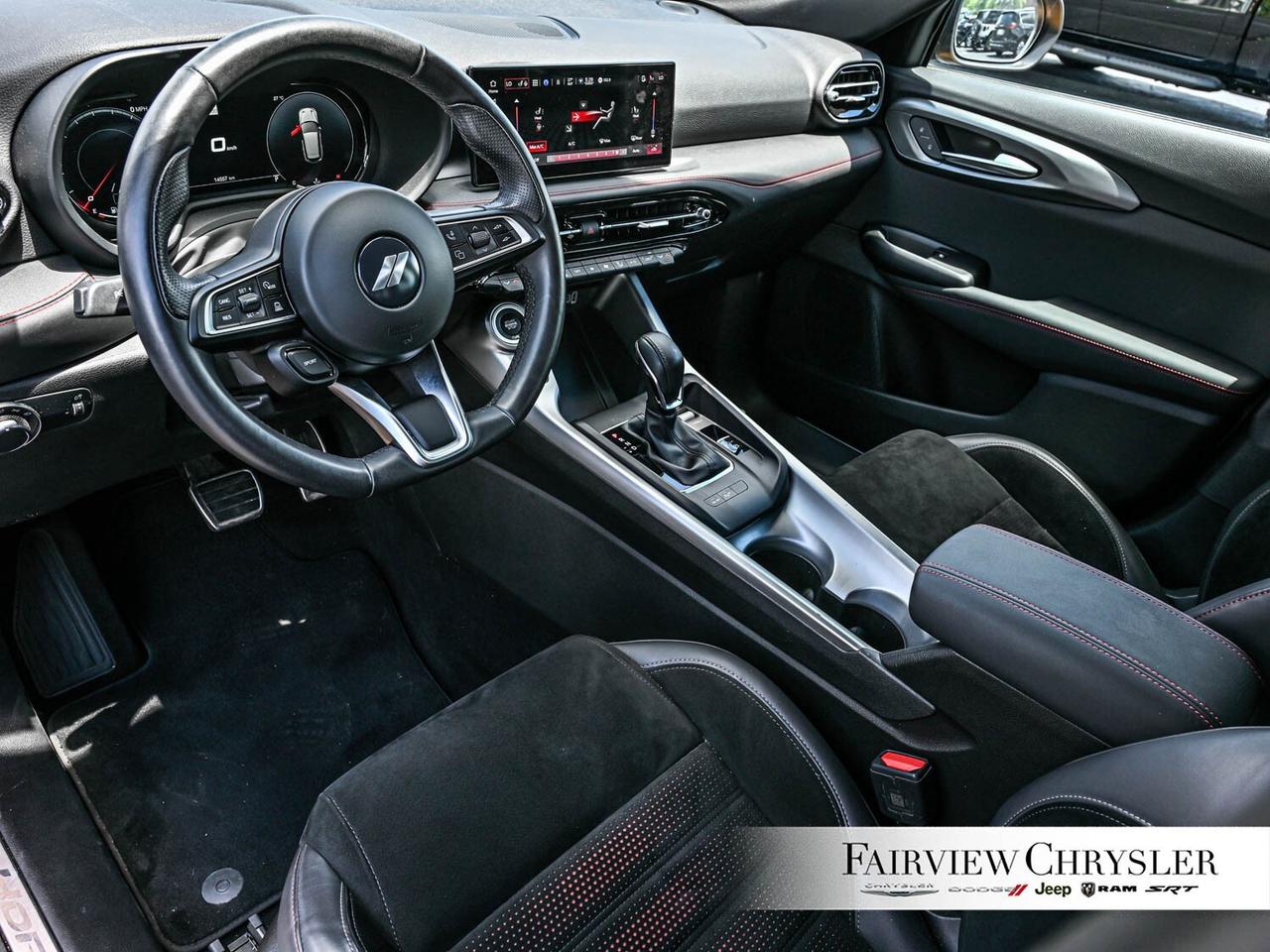 2023 Dodge Hornet GT BLACK PKG   ALCANTARA   HEATED SEATS   CARPLAY Photo