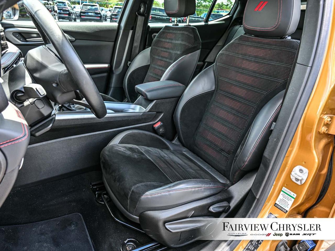 2023 Dodge Hornet GT BLACK PKG   ALCANTARA   HEATED SEATS   CARPLAY Photo