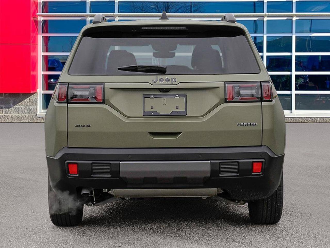 2026 Jeep Cherokee Laredo | 1.6L turbo hybrid | 4x4| Photo4
