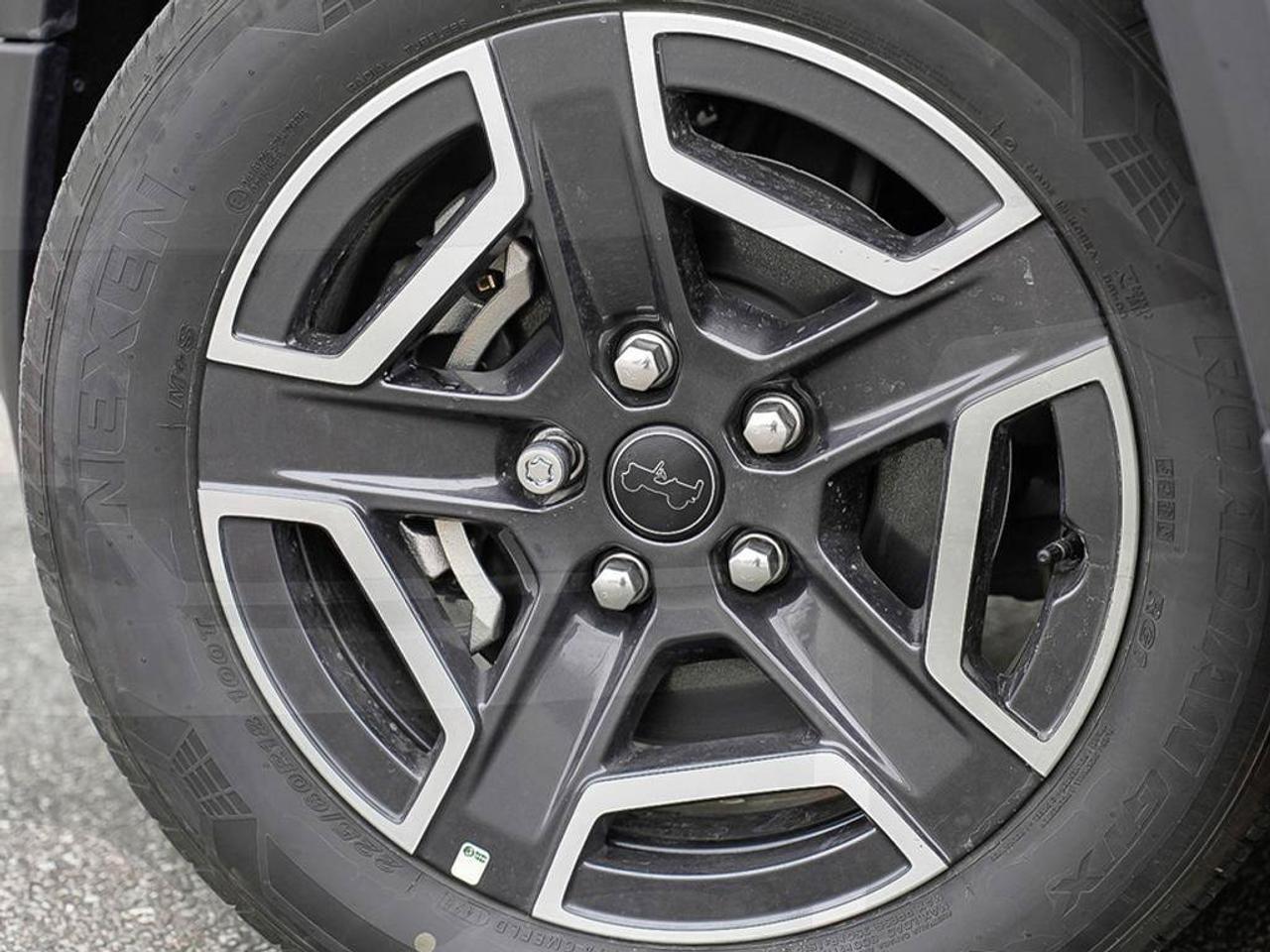 2026 Jeep Cherokee Laredo | 1.6L turbo hybrid | 4x4| Photo