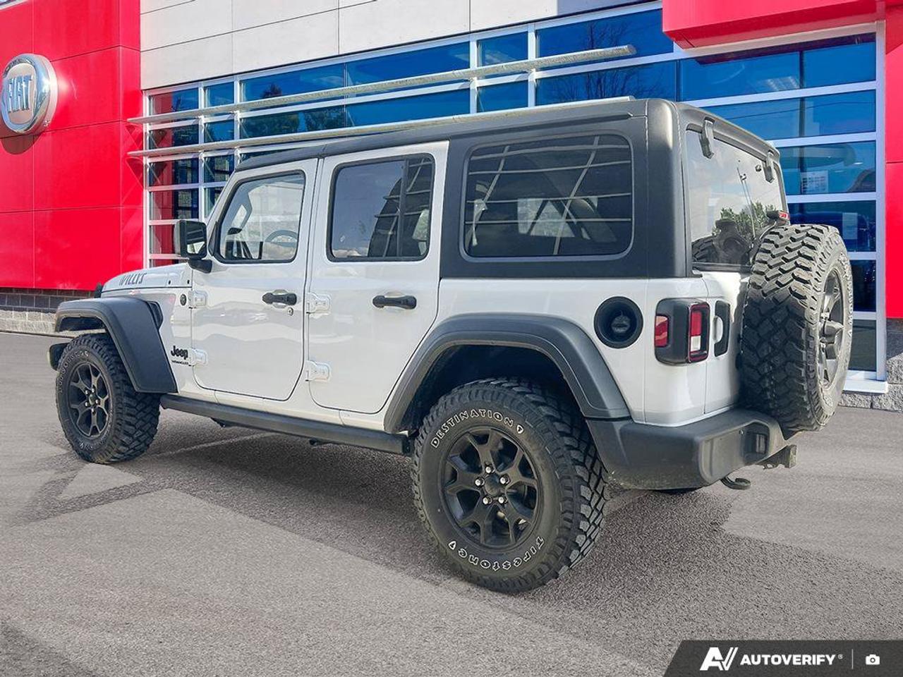 2023 Jeep Wrangler Willys Photo2