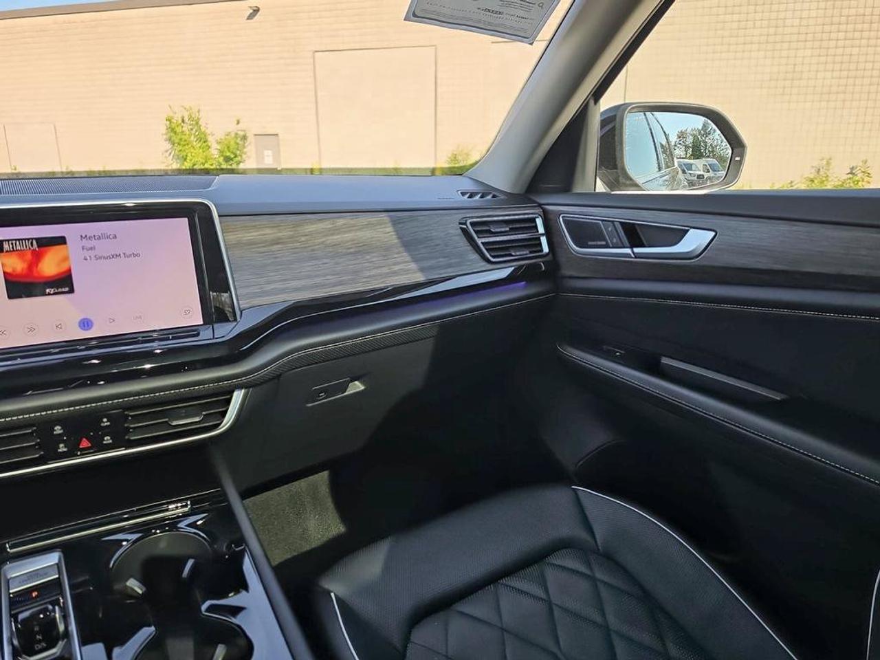 2024 Volkswagen Atlas Execline | Clean CarFax | Leather | Navigation | Panoramic Sunroof | Ventilated Seats | Blind-Spot Photo