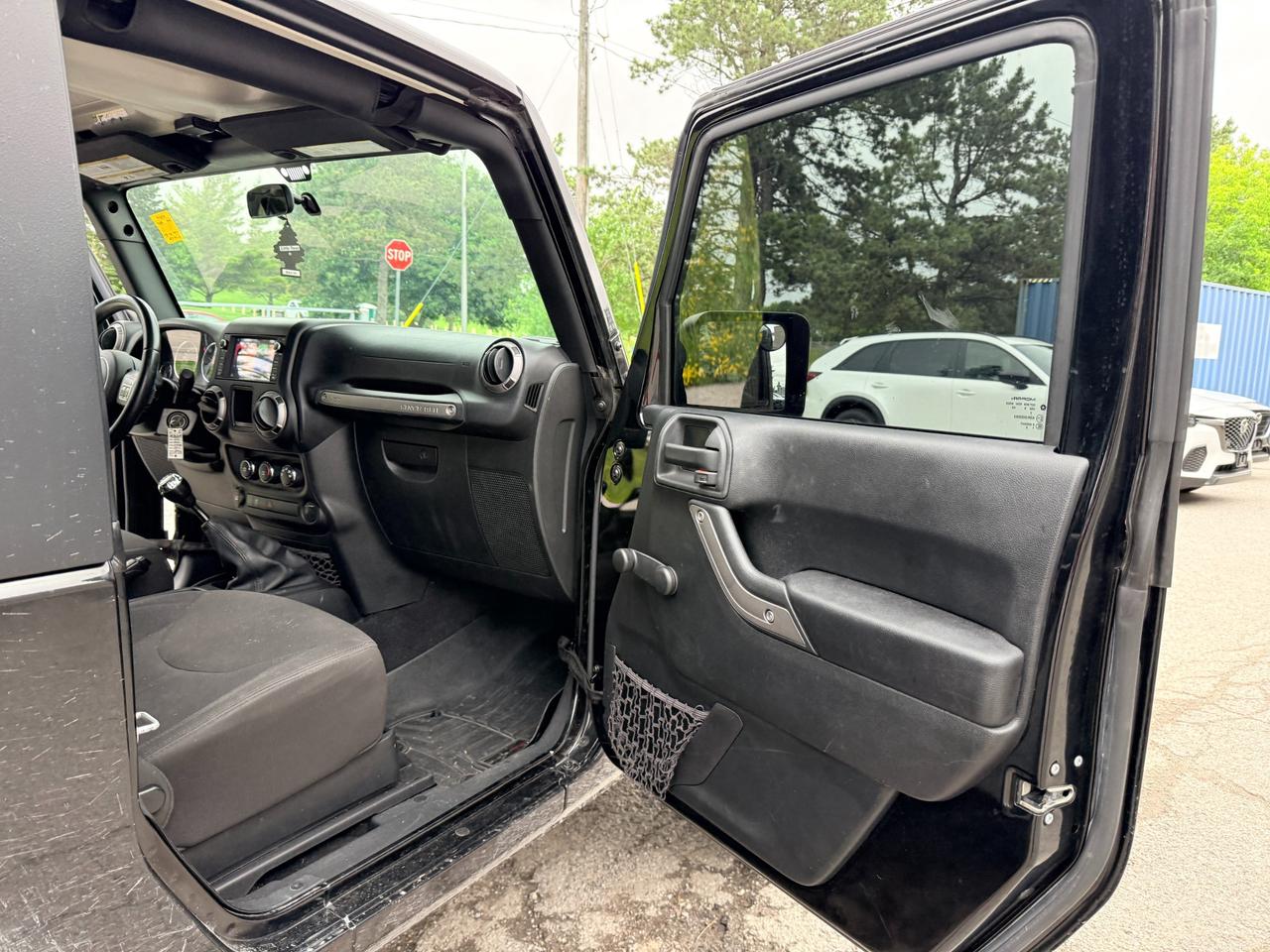 2016 Jeep Wrangler Sport 2dr 4x4 Photo