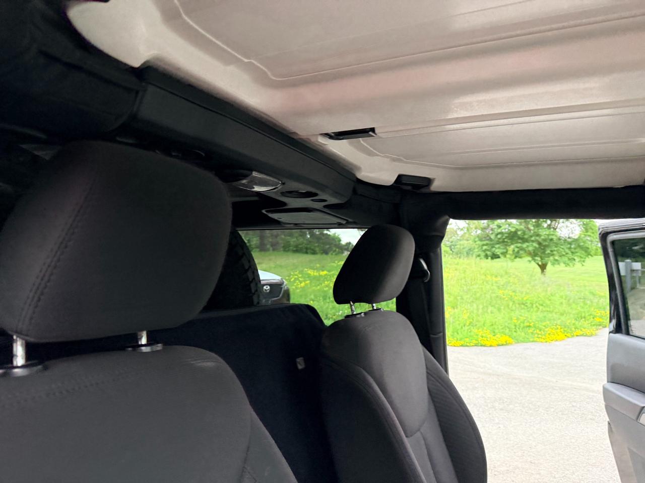 2016 Jeep Wrangler Sport 2dr 4x4 Photo