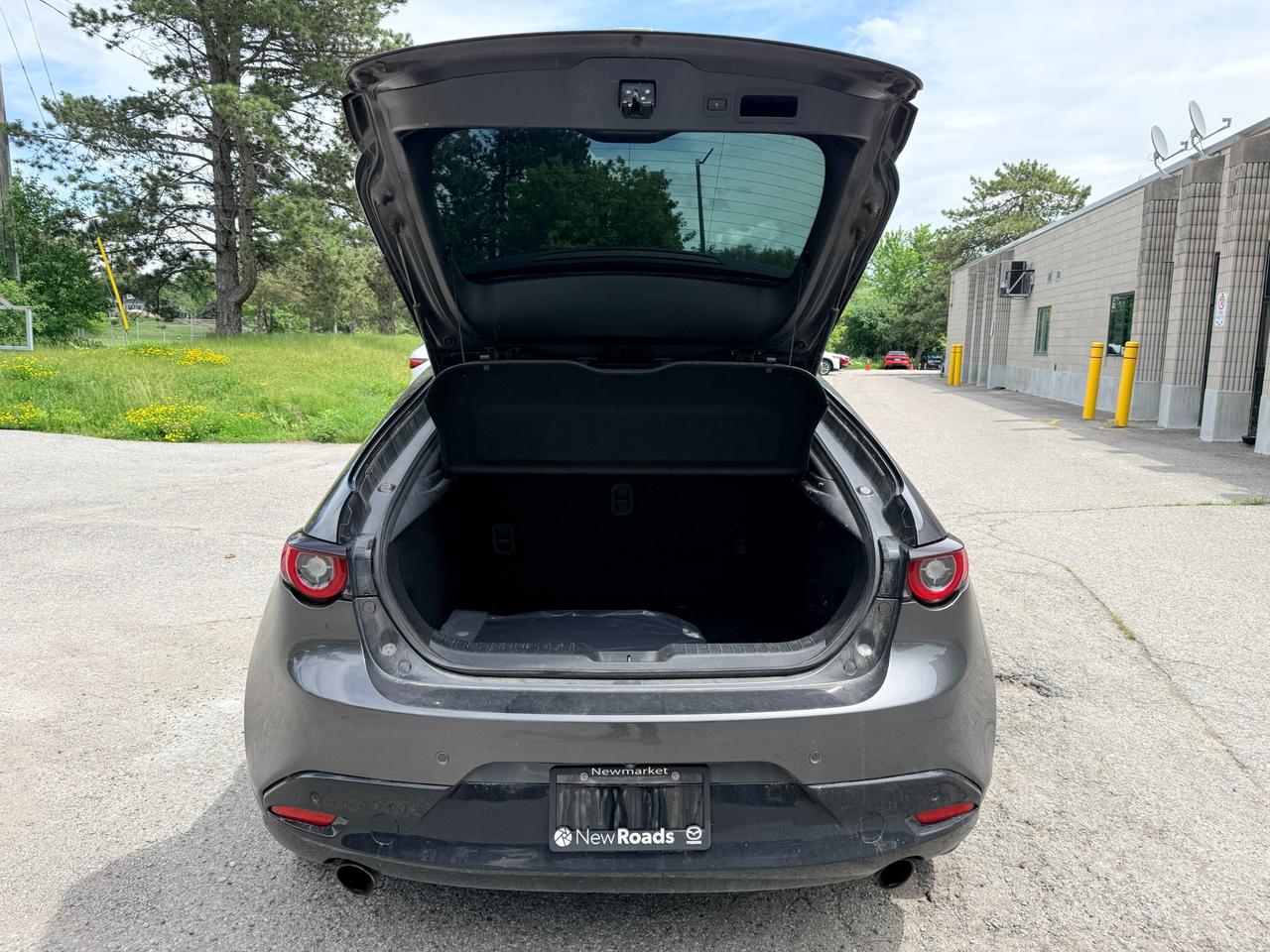 2022 Mazda 3 GT w/Turbo (A6) 4dr i-ACTIV All-Wheel Drive Sport Photo
