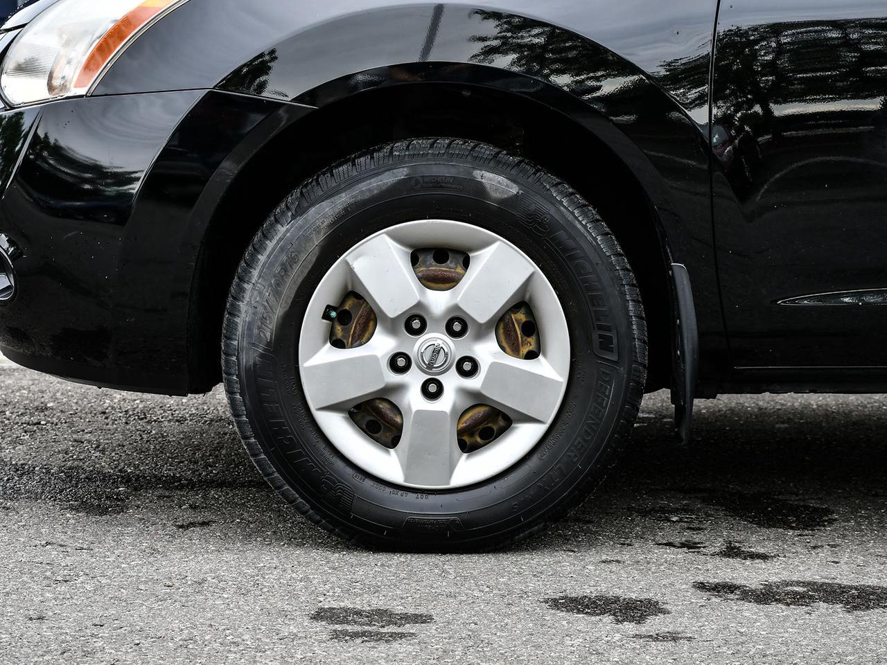 2010 Nissan Rogue FWD   1 OWNER   CLEAN CARFAX   RADIO   SOLD ASIS Photo
