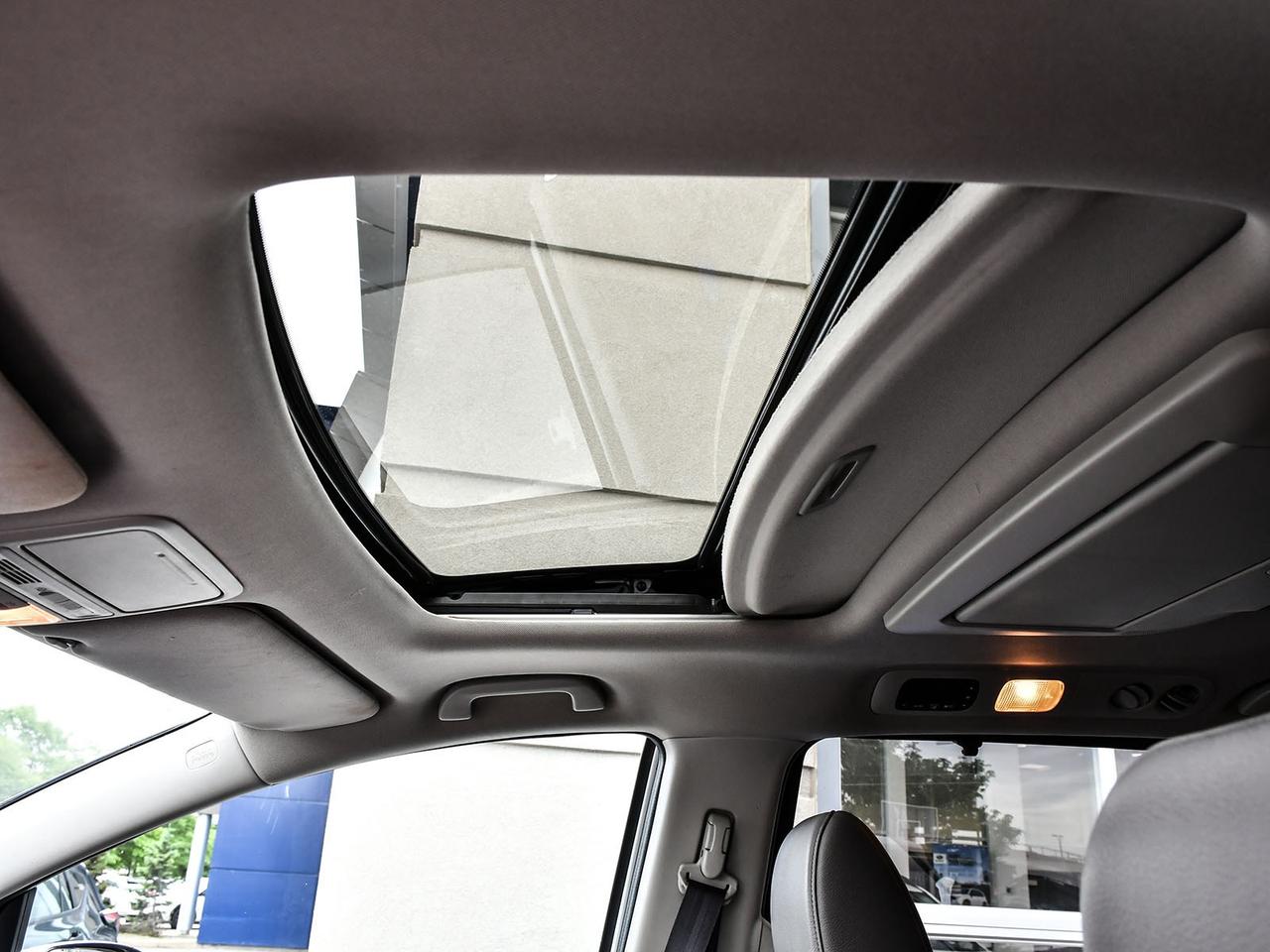 2014 Honda Odyssey TOURING   CAM   17 SERVICES   LEATHER   CERTIFIED Photo