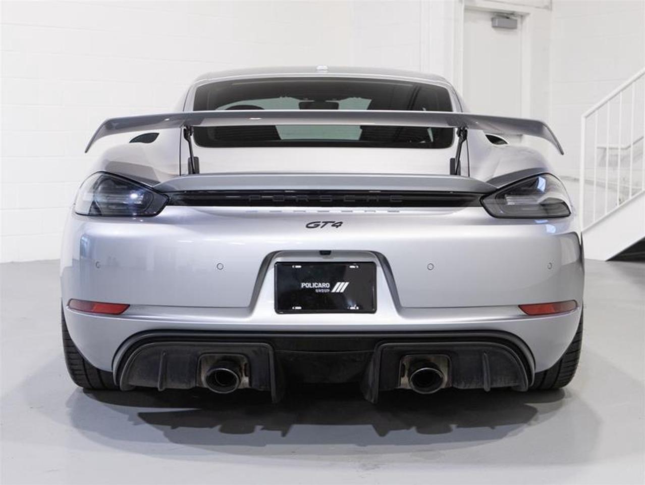 2020 Porsche 718 Cayman GT4 Photo