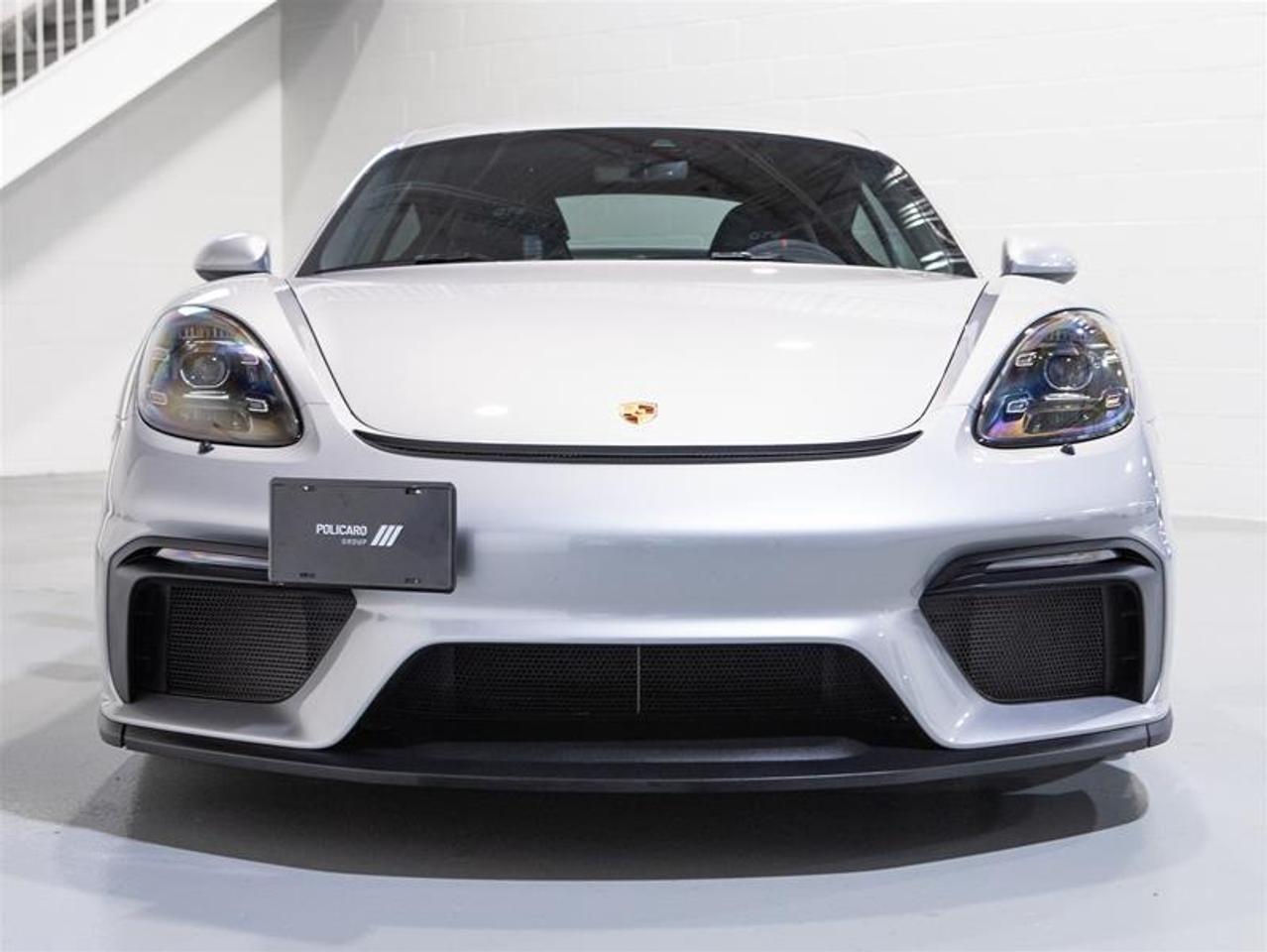 2020 Porsche 718 Cayman GT4 Photo