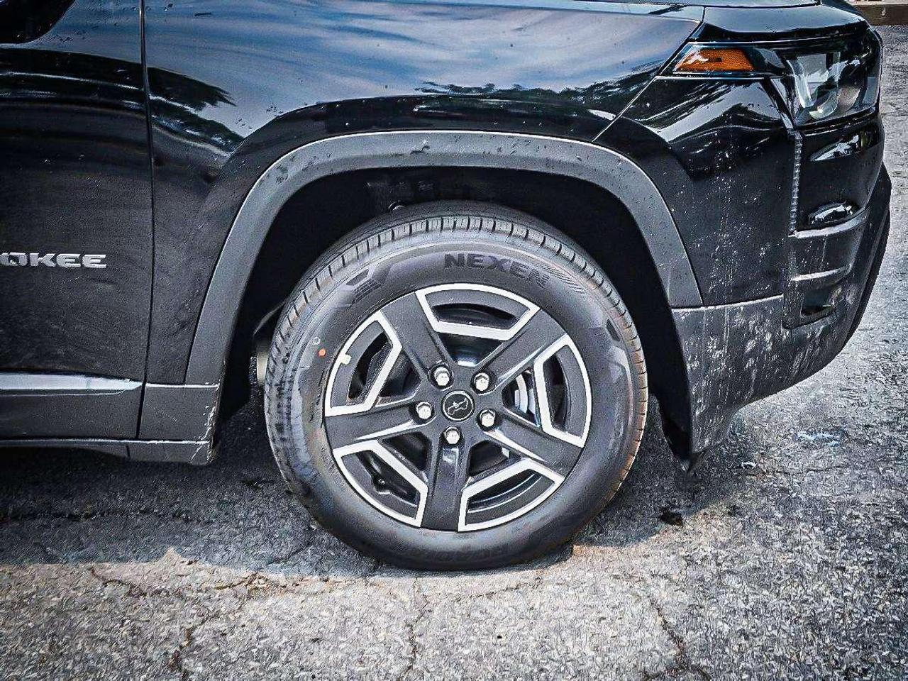 2026 Jeep Cherokee  Photo