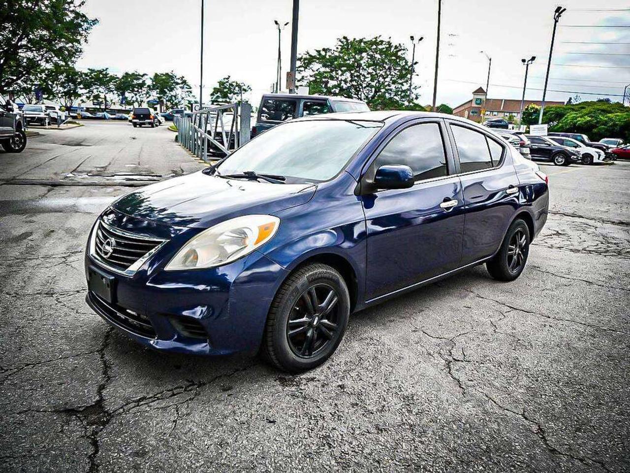 2012 Nissan Versa  Photo