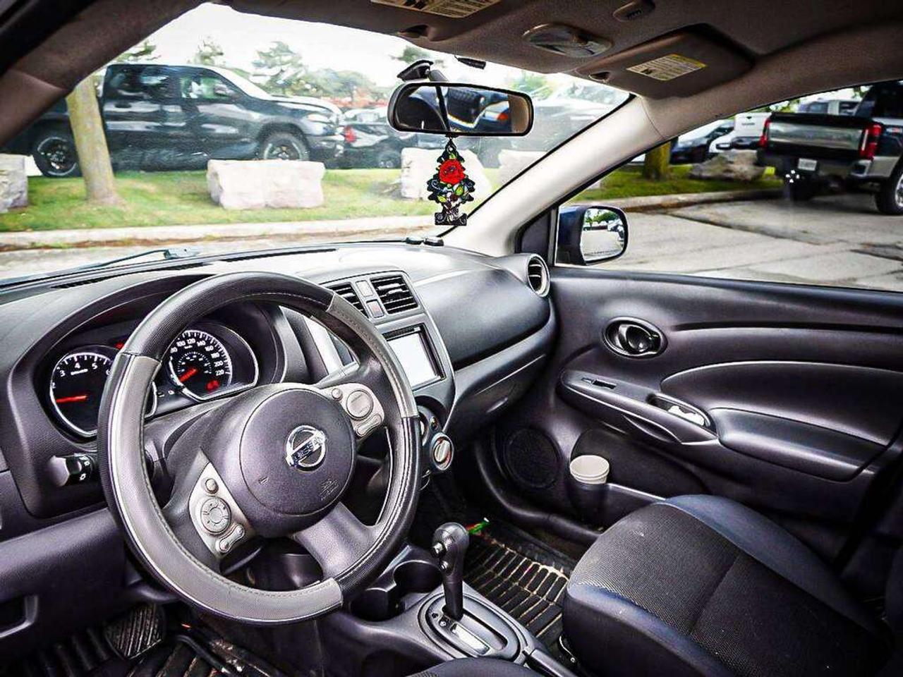 2012 Nissan Versa  Photo